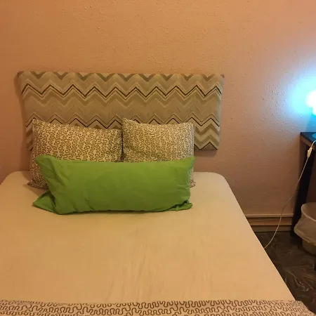 Fun And Sun Center Guest house Valencia